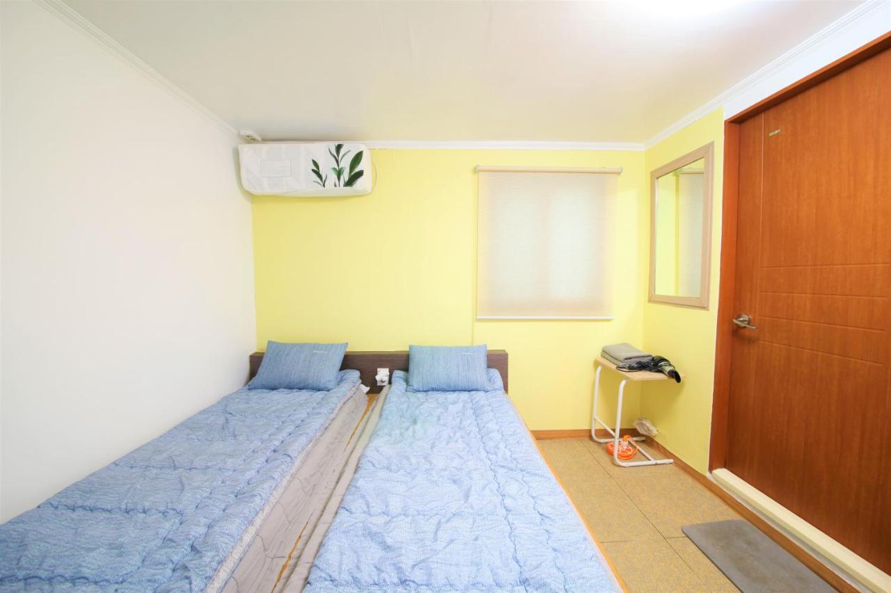 Twin Panda Guesthouse Seúl Exterior foto